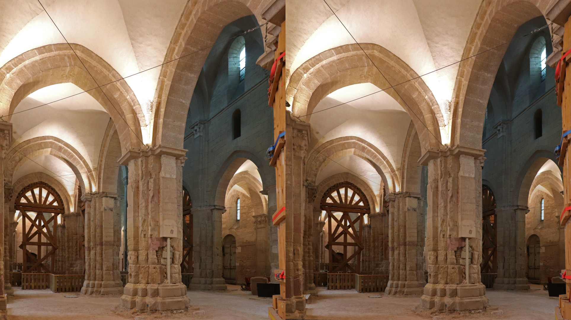 Église Saint-Philibert devenue lieu d'exposition