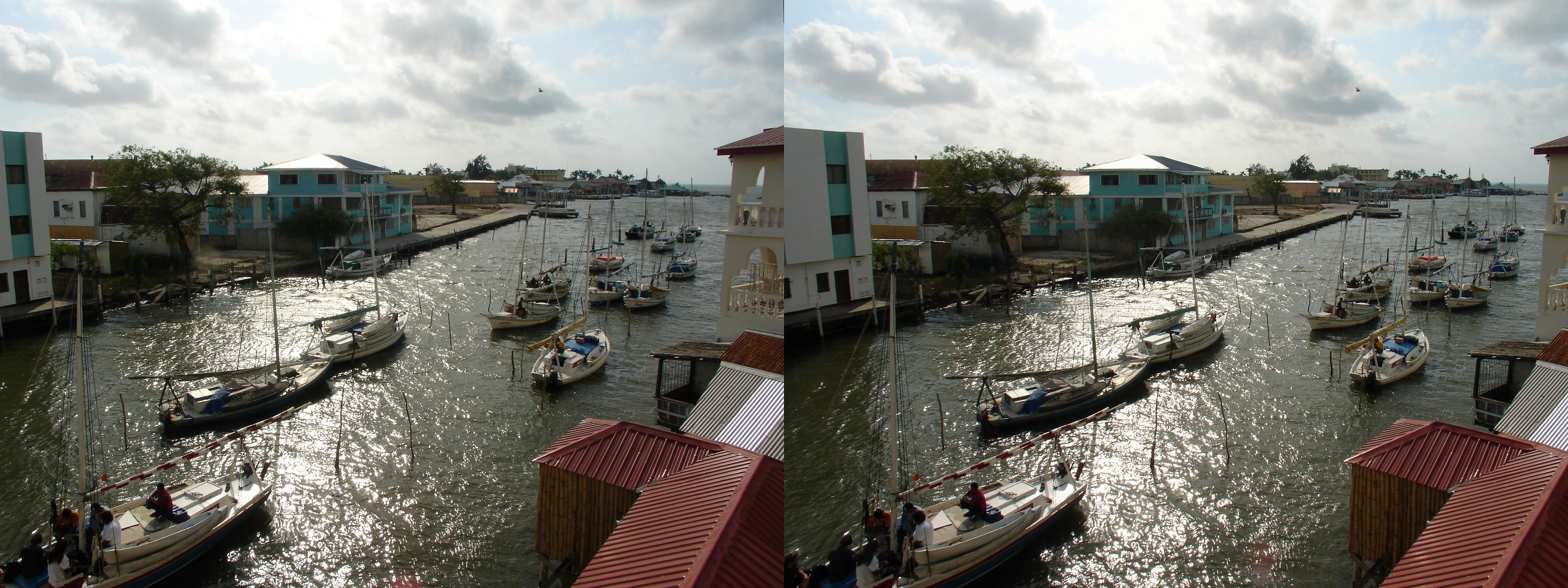 Vue sur la Haulover Creek depuis le bâtiment du marché