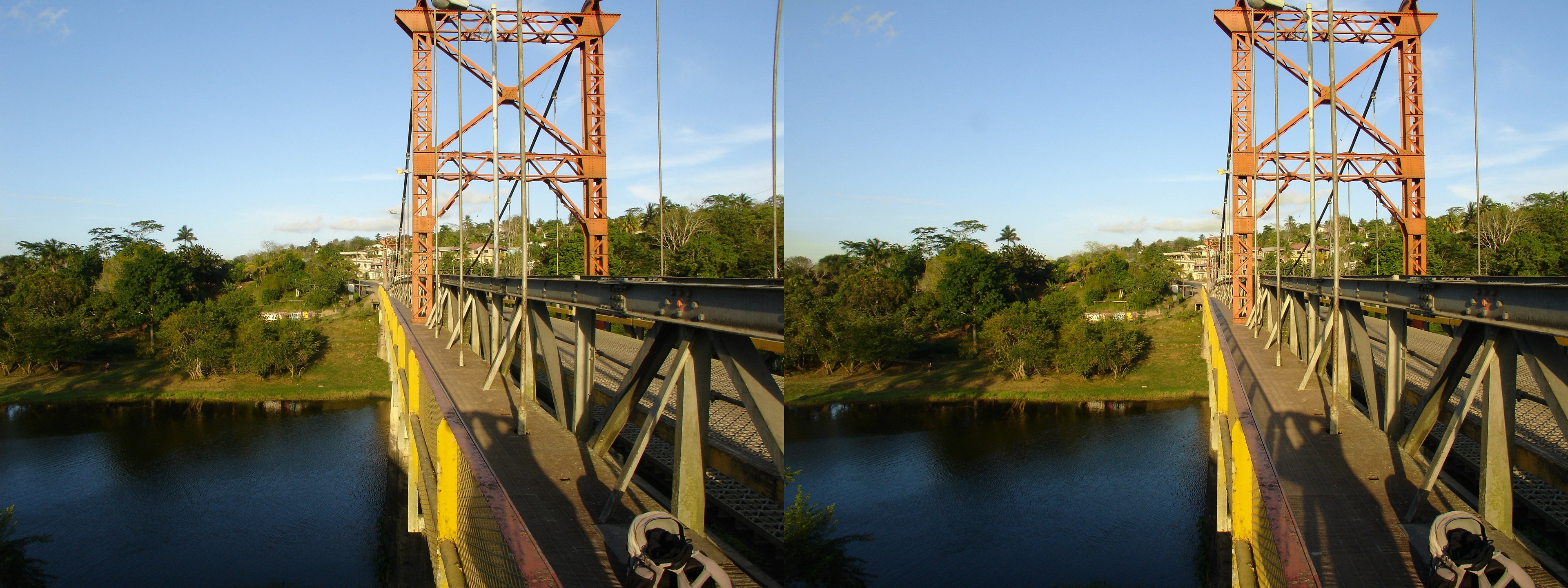 Hawksworth Bridge sur la rivière Macal