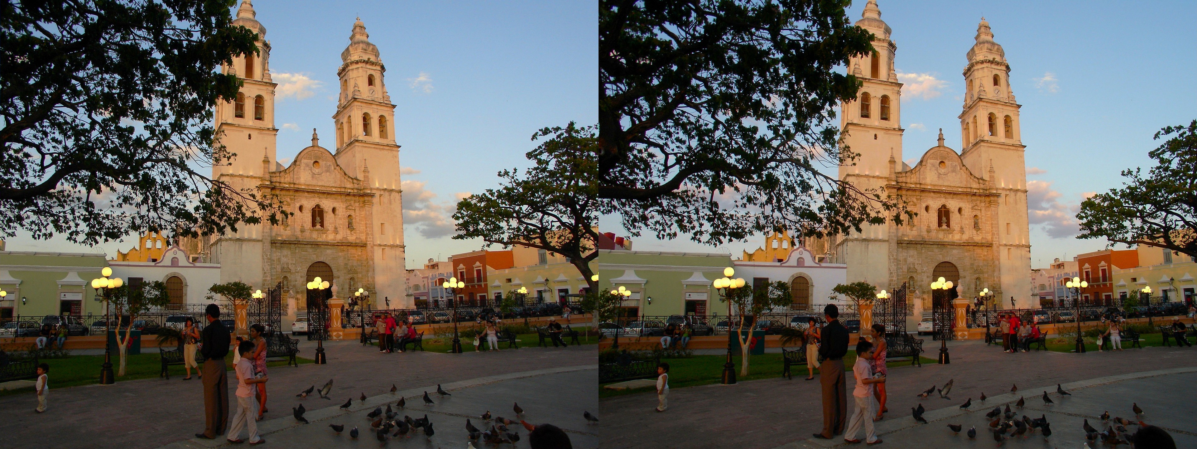 La cathédrale Nuestra Señora de la Purisima Concepción au coucher du soleil.