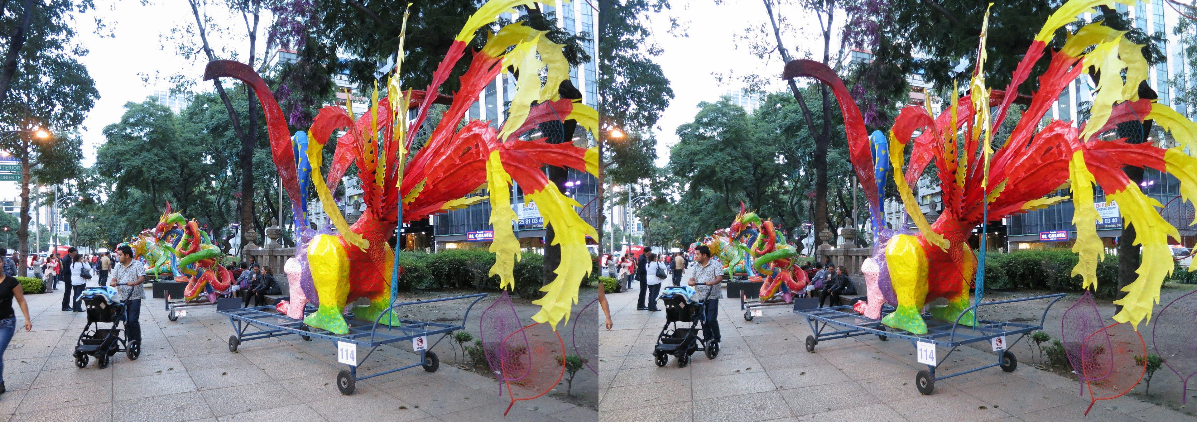 Chars de la fête des morts sur le Paseo de La Reforma