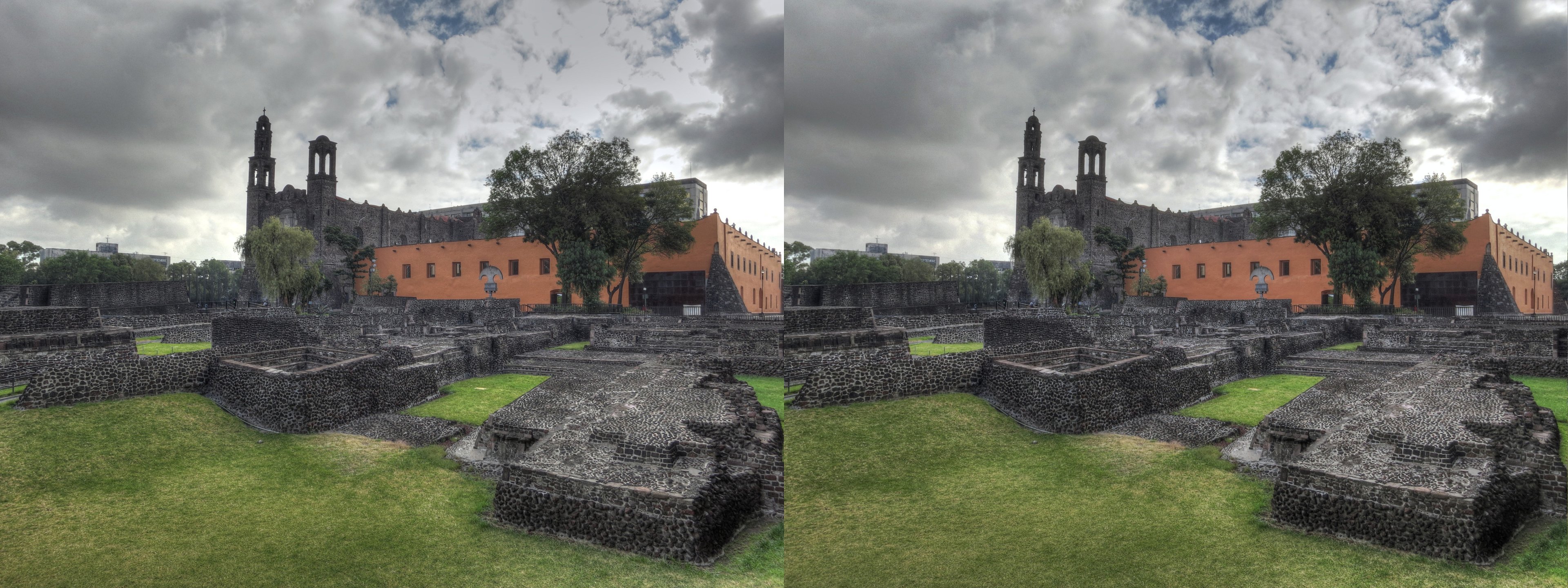 Site archéologique de Tlatelolco et le temple de Santiago