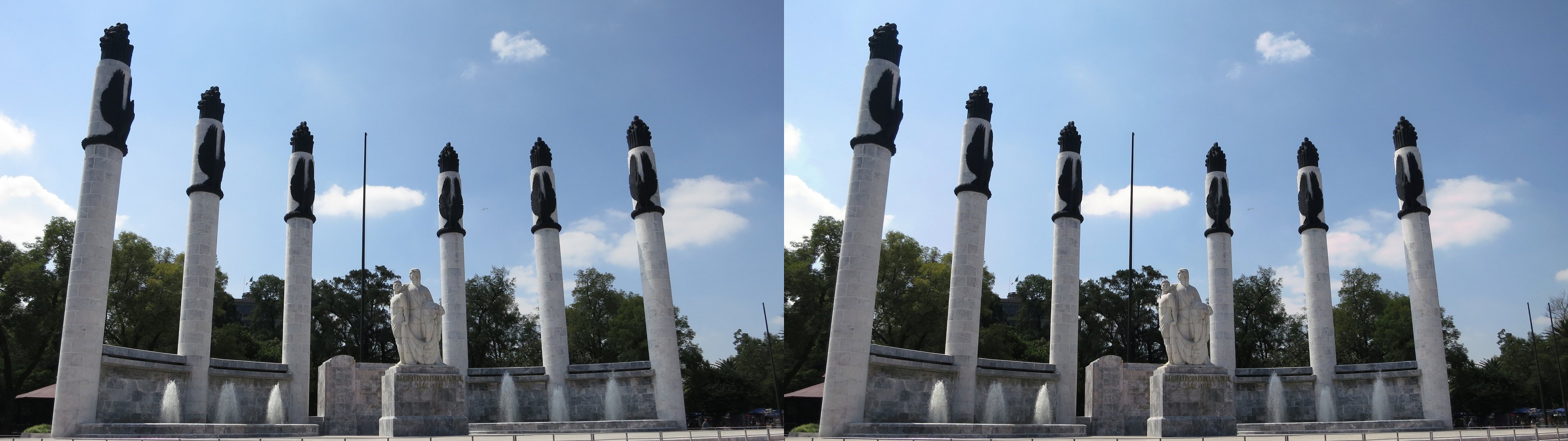 Bosque de Chapultepec, Altar a la Patrie, monument aux Niños Héroes