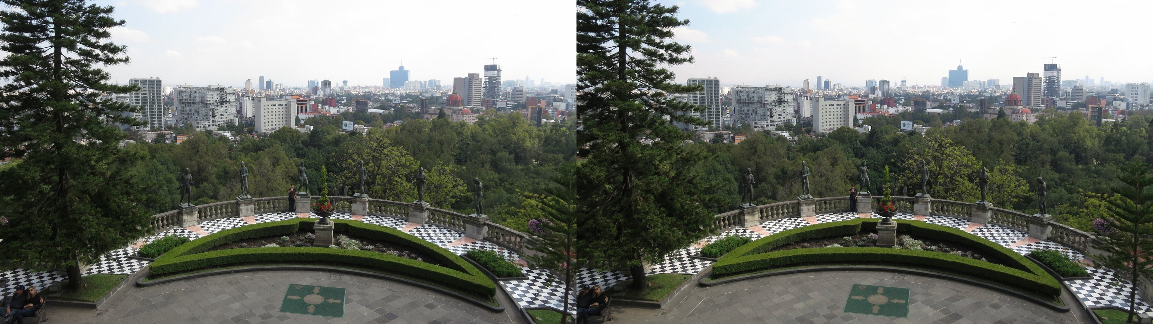 Château de Chapultepec, statues des Niños Héroes