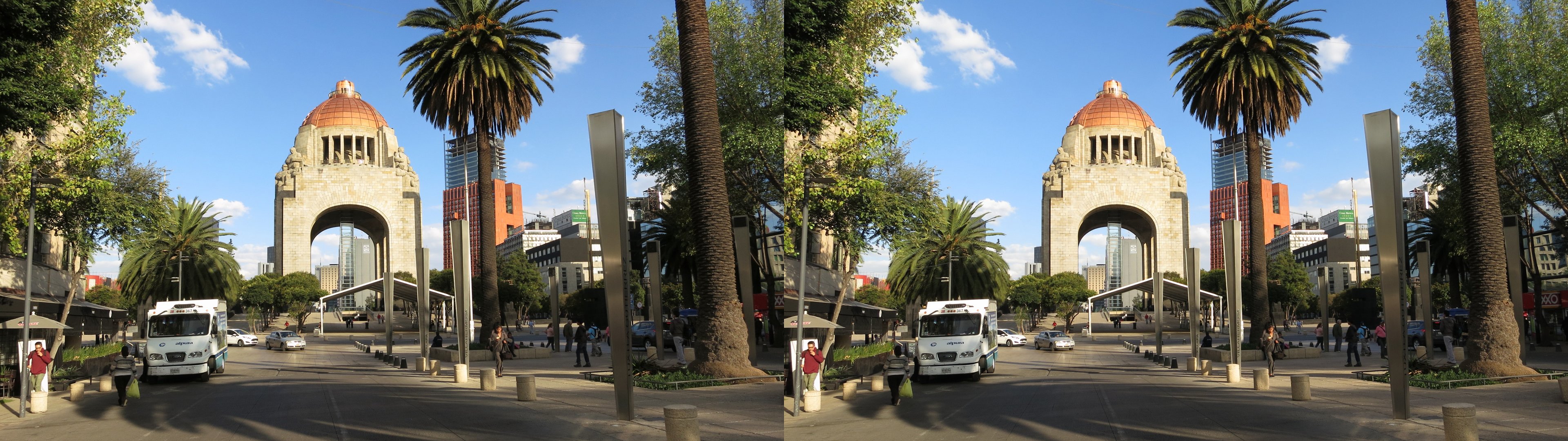 Monument à la Révolution Mexicaine depuis la rue Valentín Gómez Farías