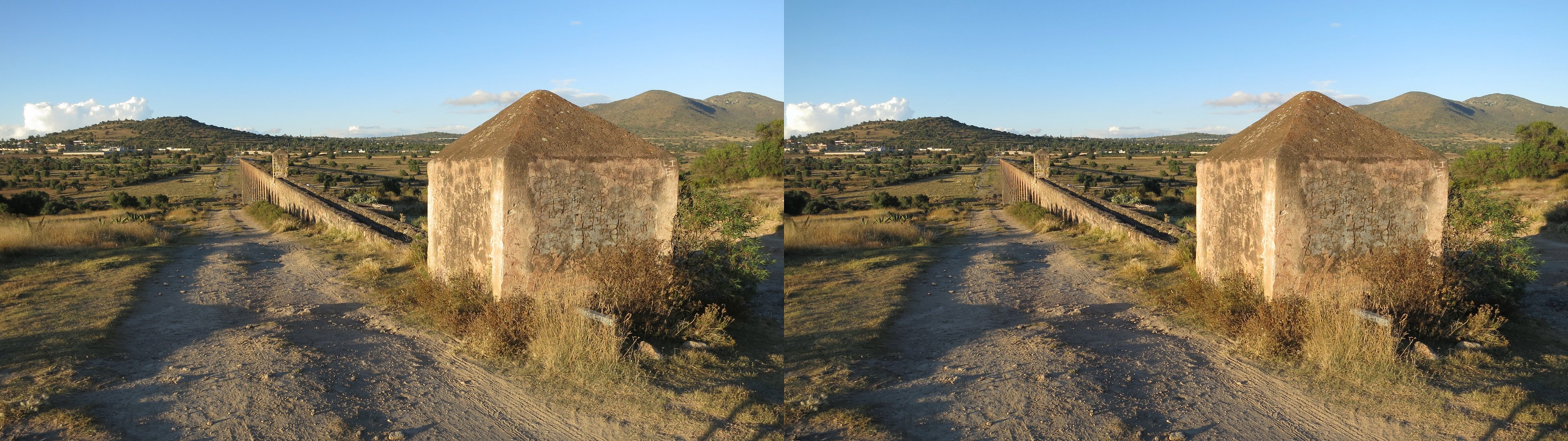 À l'autre extrémité de l'aqueduc