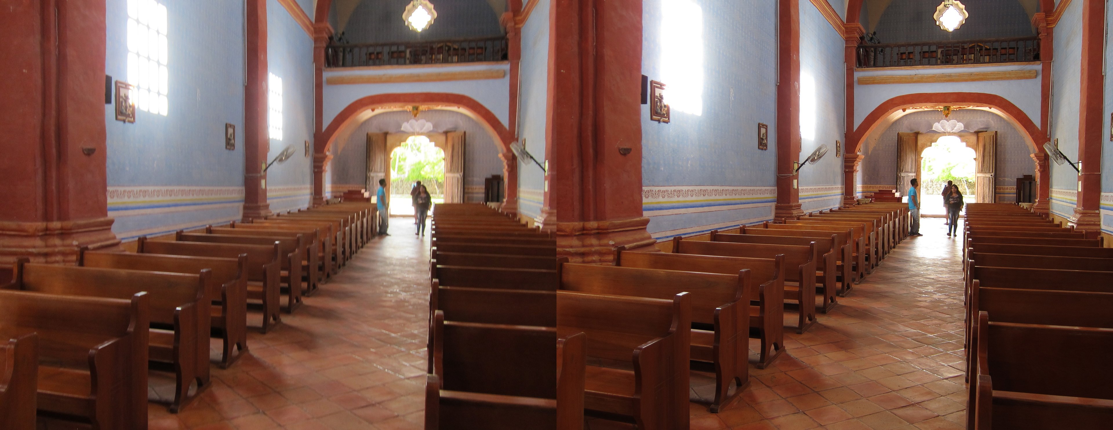 Misión de San Miguel Concá, intérieur de l'église