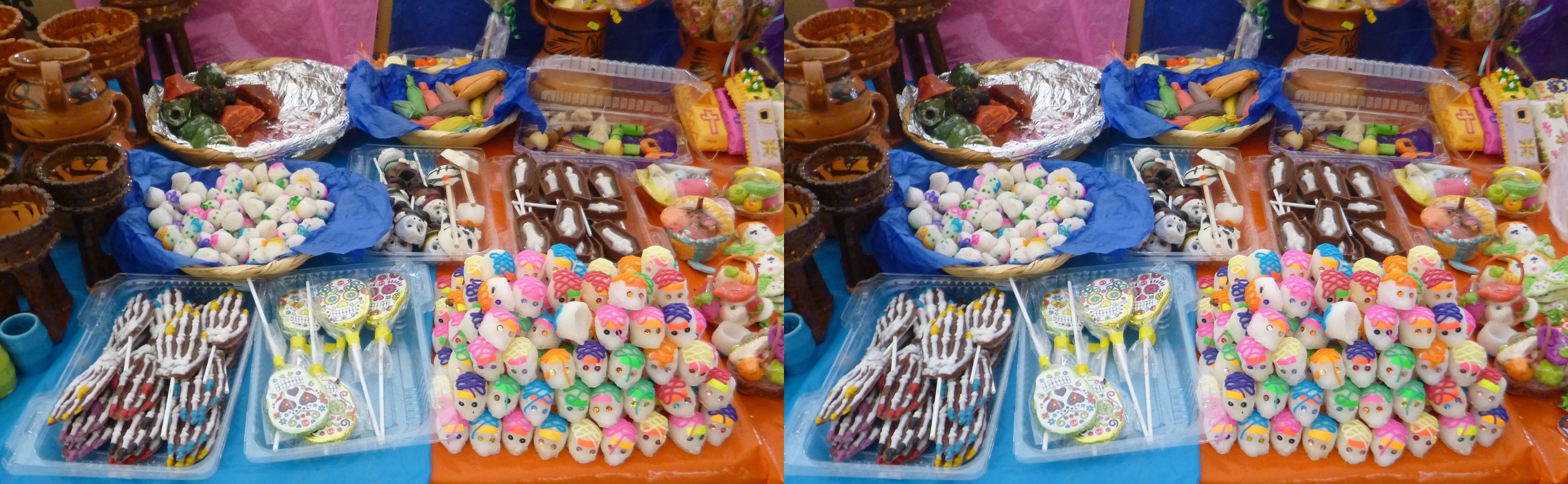Au marché, articles pour la fête des morts