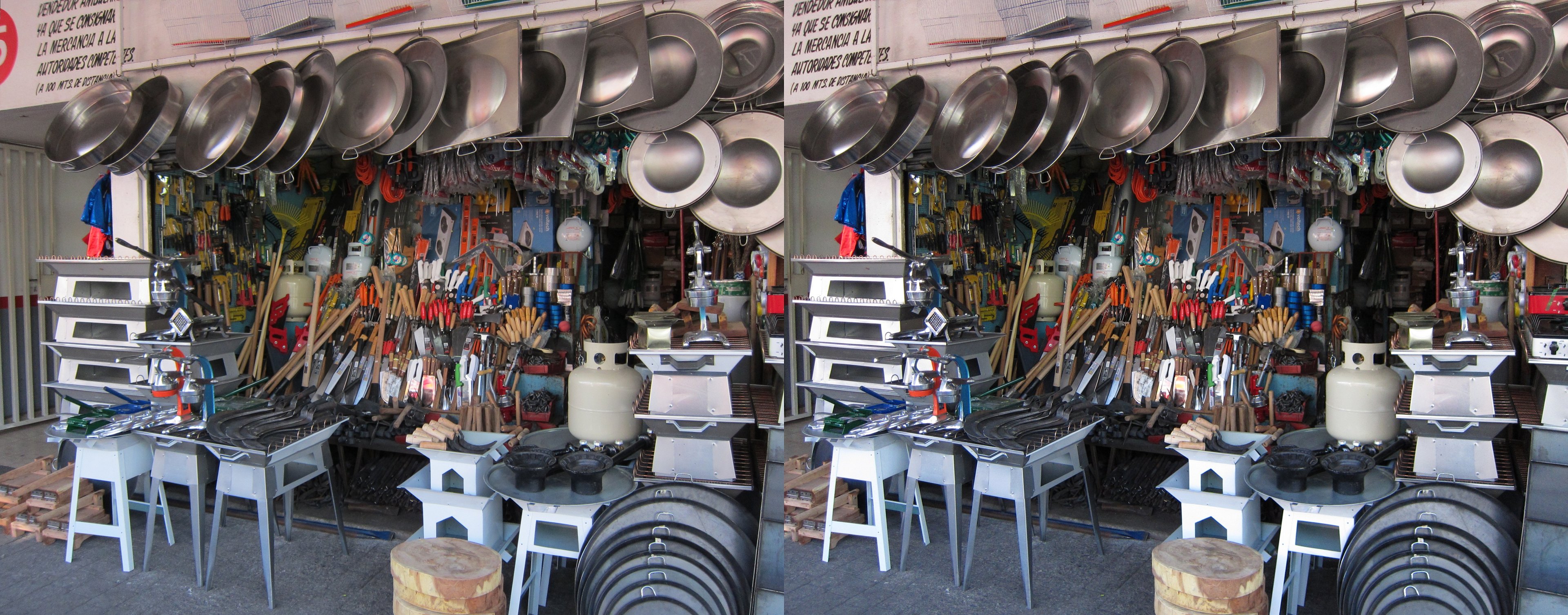 Mercado Escobedo, quincaillerie