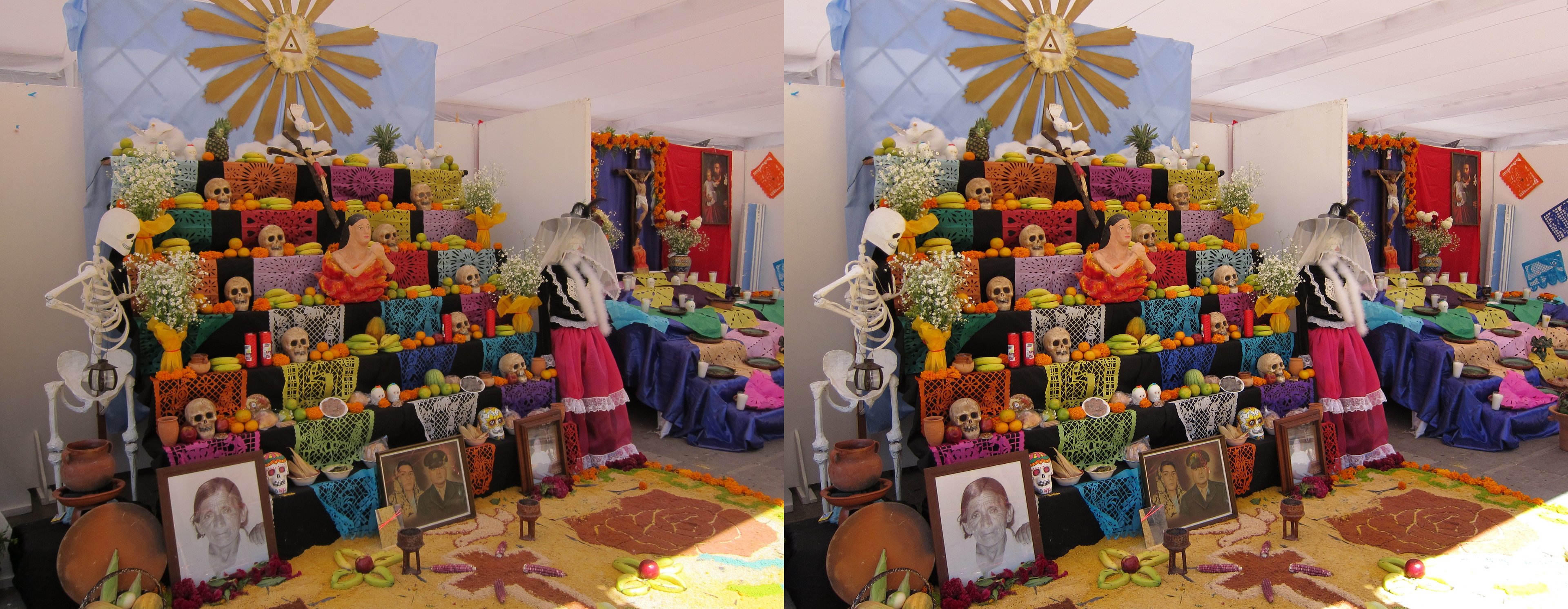 Autels de la fête des morts place de la Constitución
