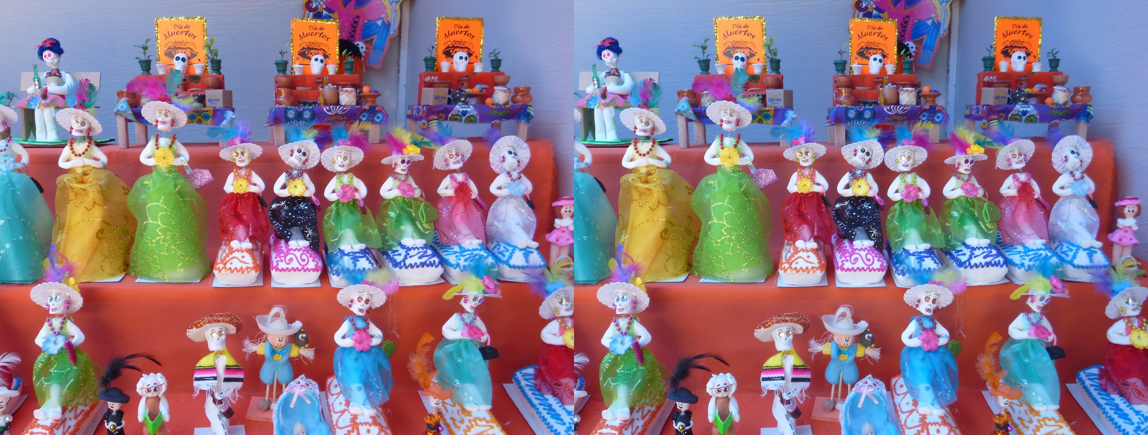 Stands d'articles de la fête des morts, place Jardín Guerrero