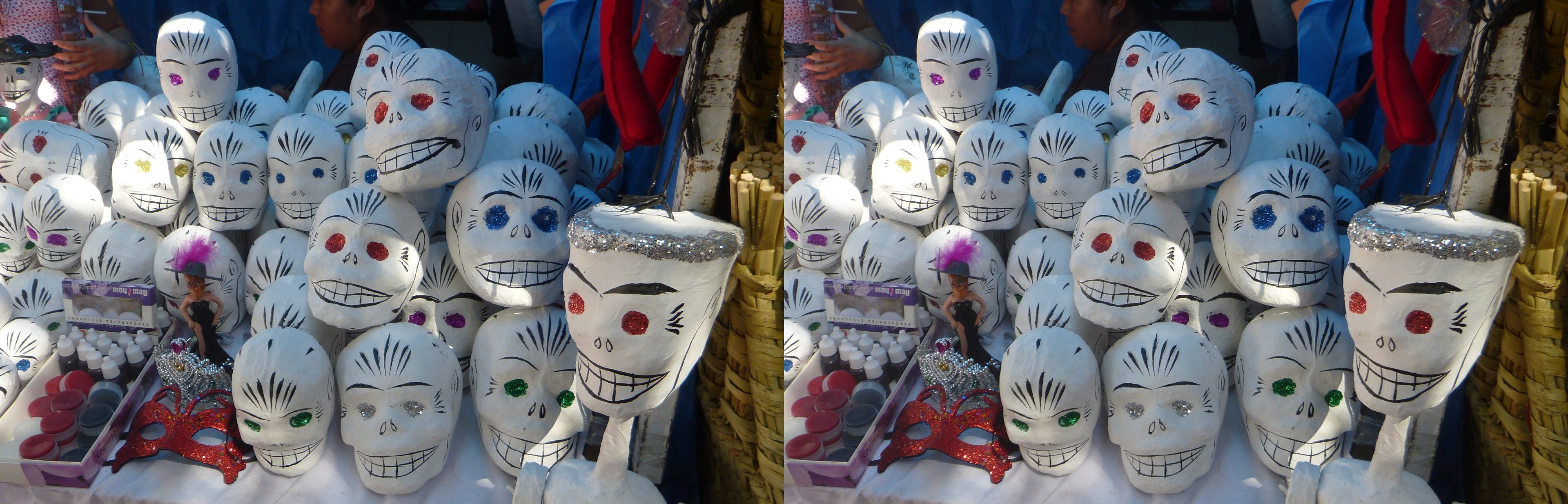 Stands d'articles de la fête des morts, place Jardín Guerrero