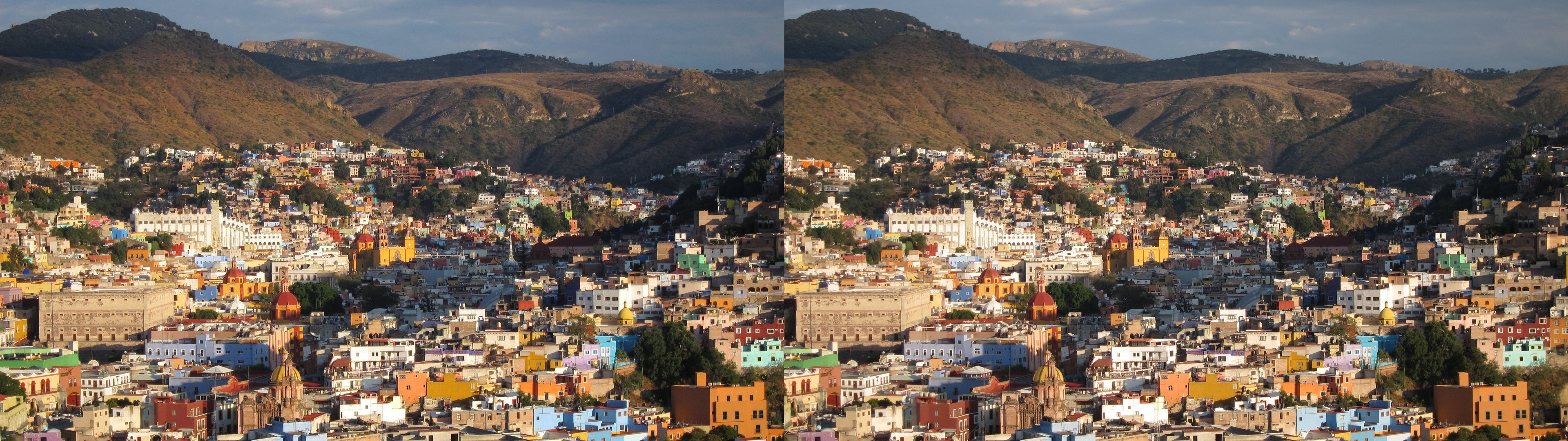 Vue sur la ville depuis le cimetière Santa Paula