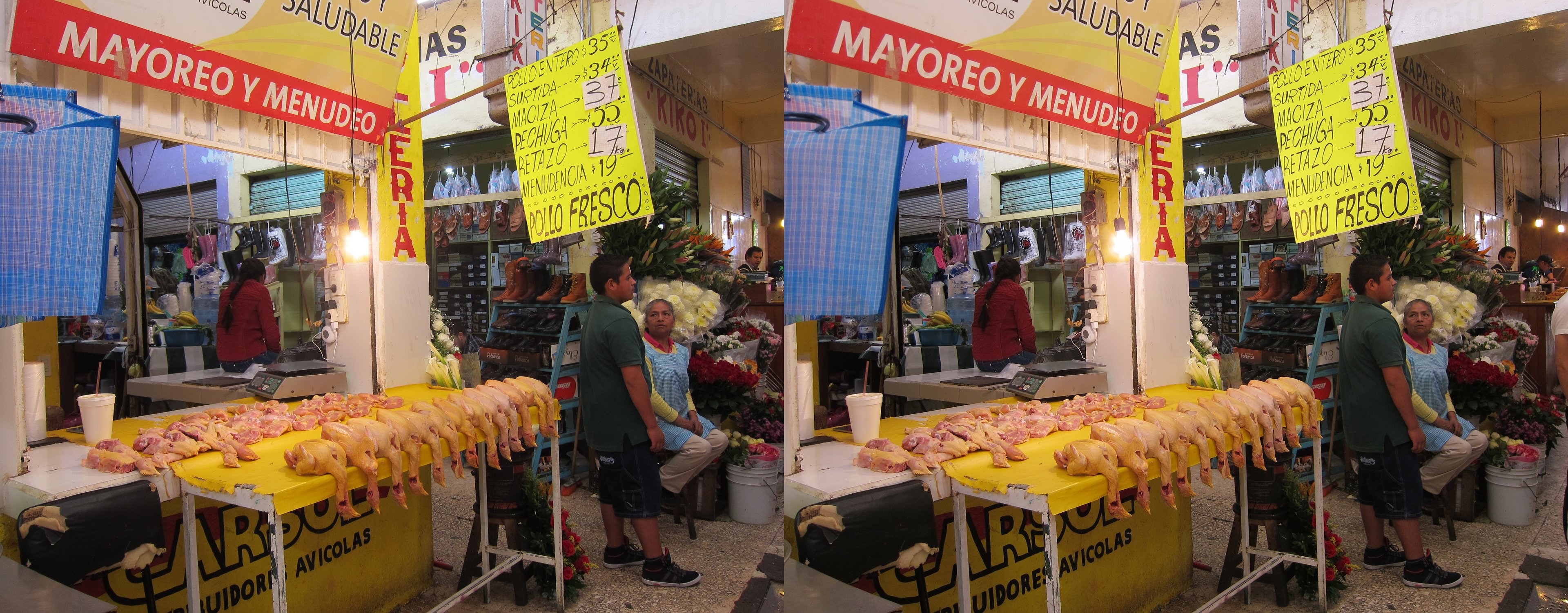Étal de volailler au Mercado Melchor Ocampo