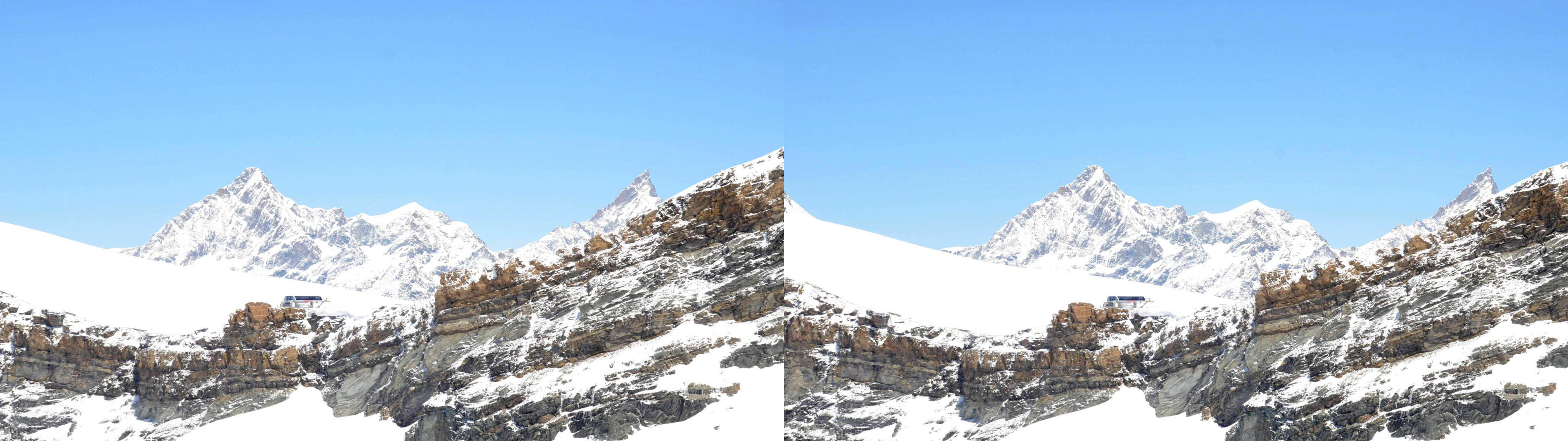 au fond de G à D Obergabelhorn, Wellenkuppe et épaule du Zinalrothorn