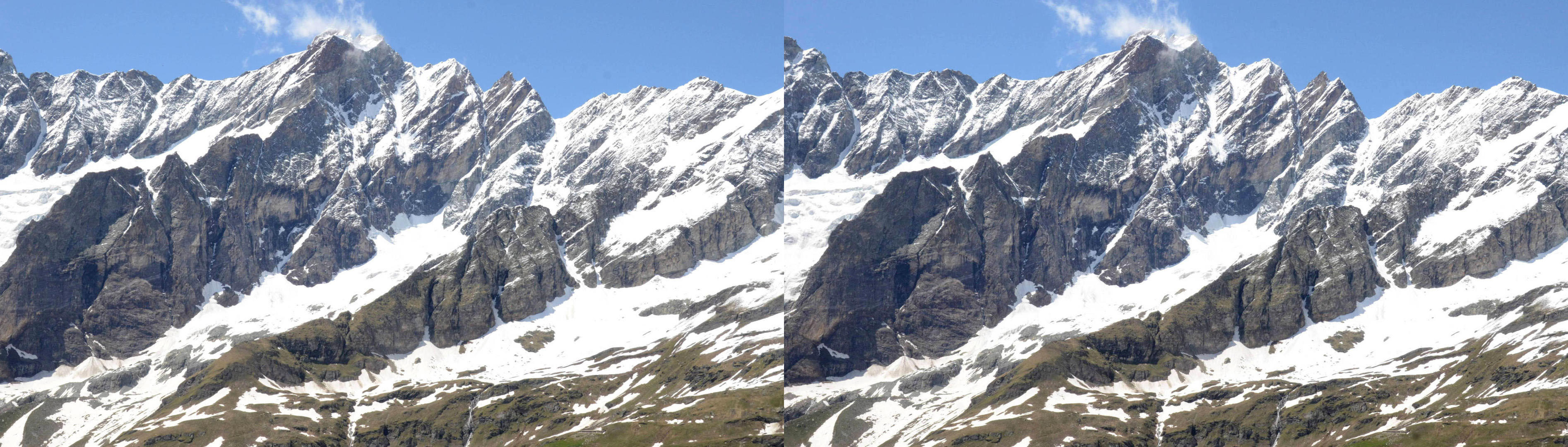 Les Jumeaux, au fond plus à droite la Dent dHérens