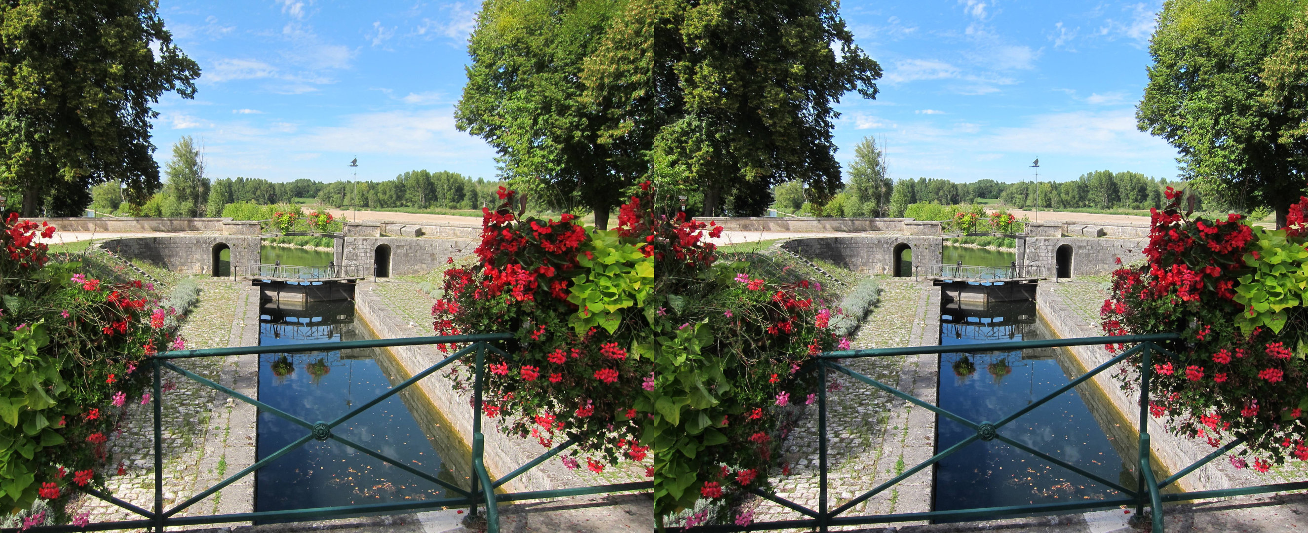 Ecluse de Chatillon-sur-Loire (Loiret)