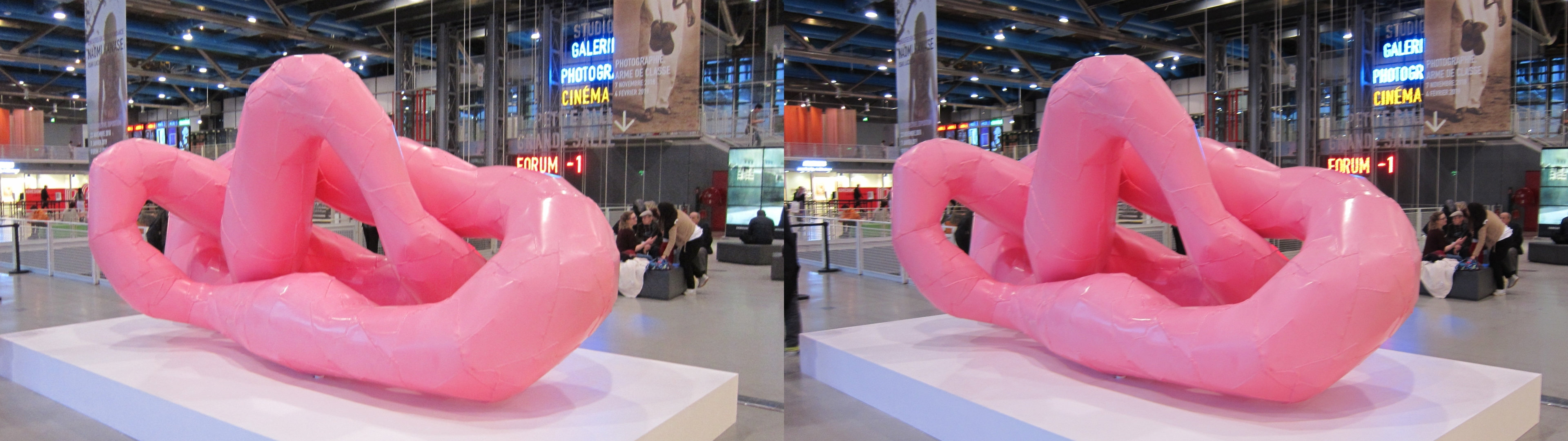 Oeuvres de Franz West