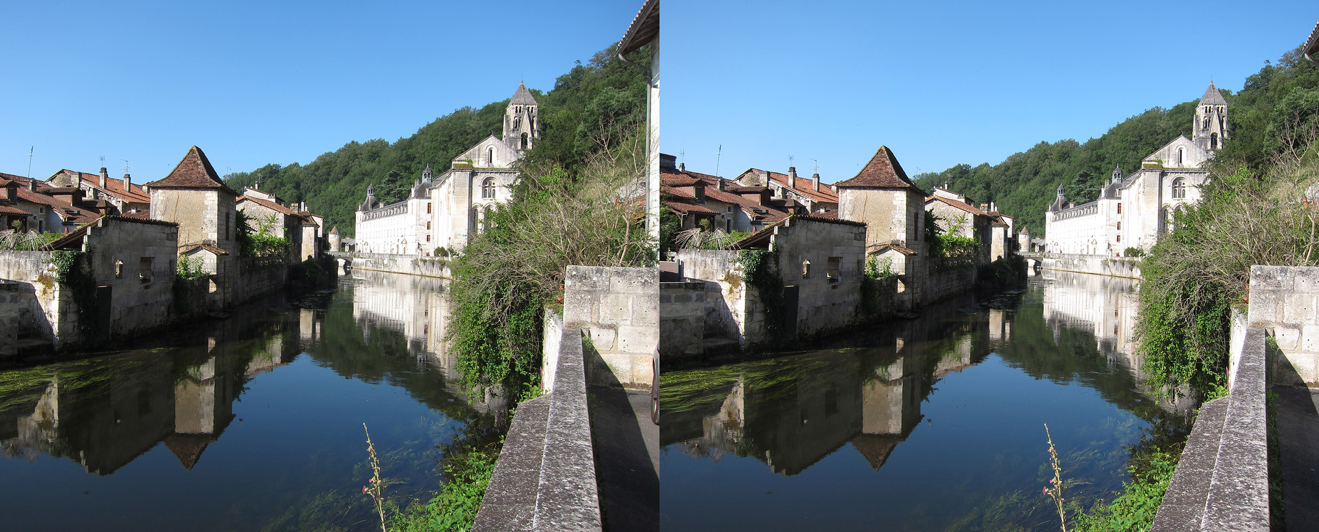 Le village sur une ile, la Dronne et l'Abbaye de Brantôme