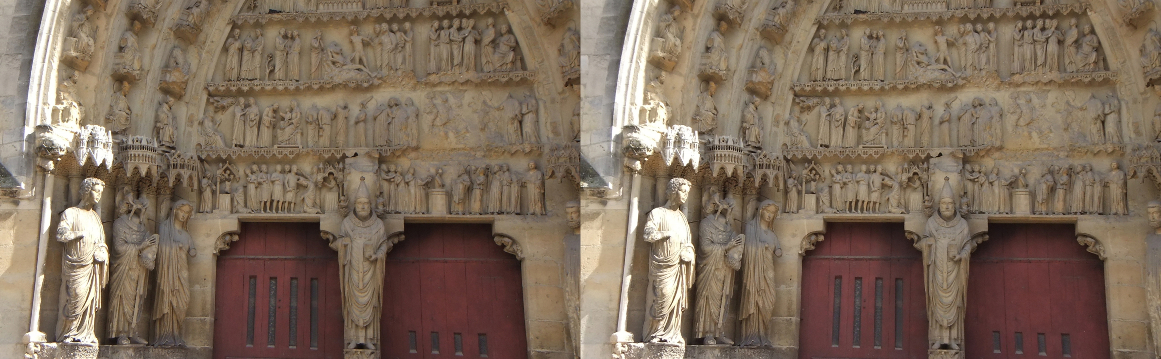 Cathedrale ND, portail du transept nord