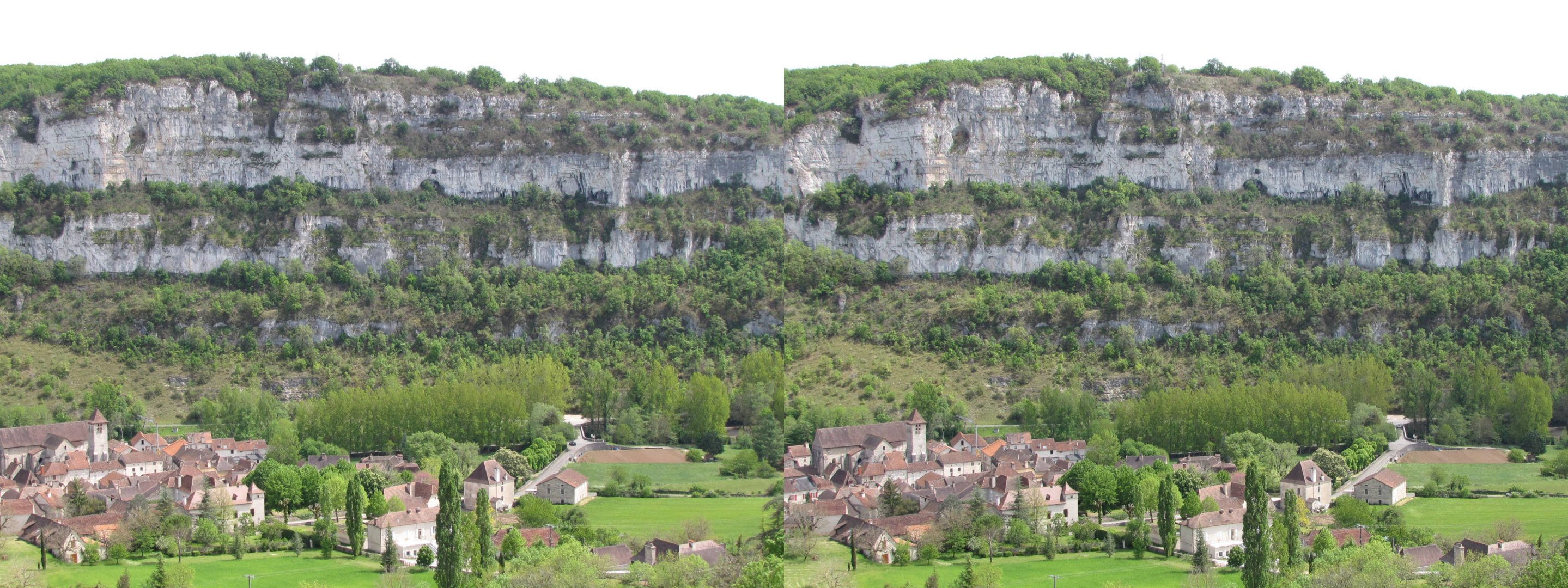 Village au pied de la falaise