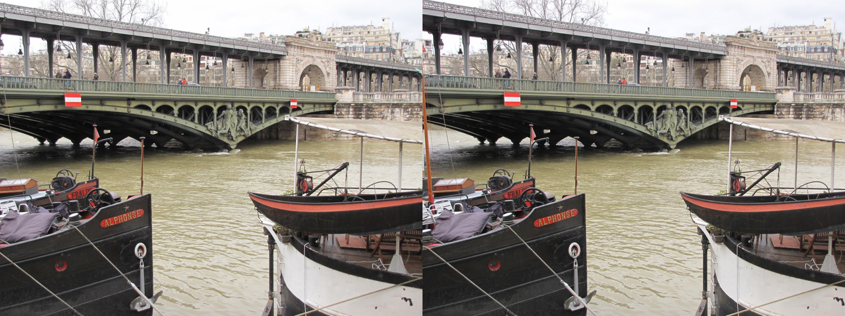 Pont de Bir-Hakeim, la Seine en crue