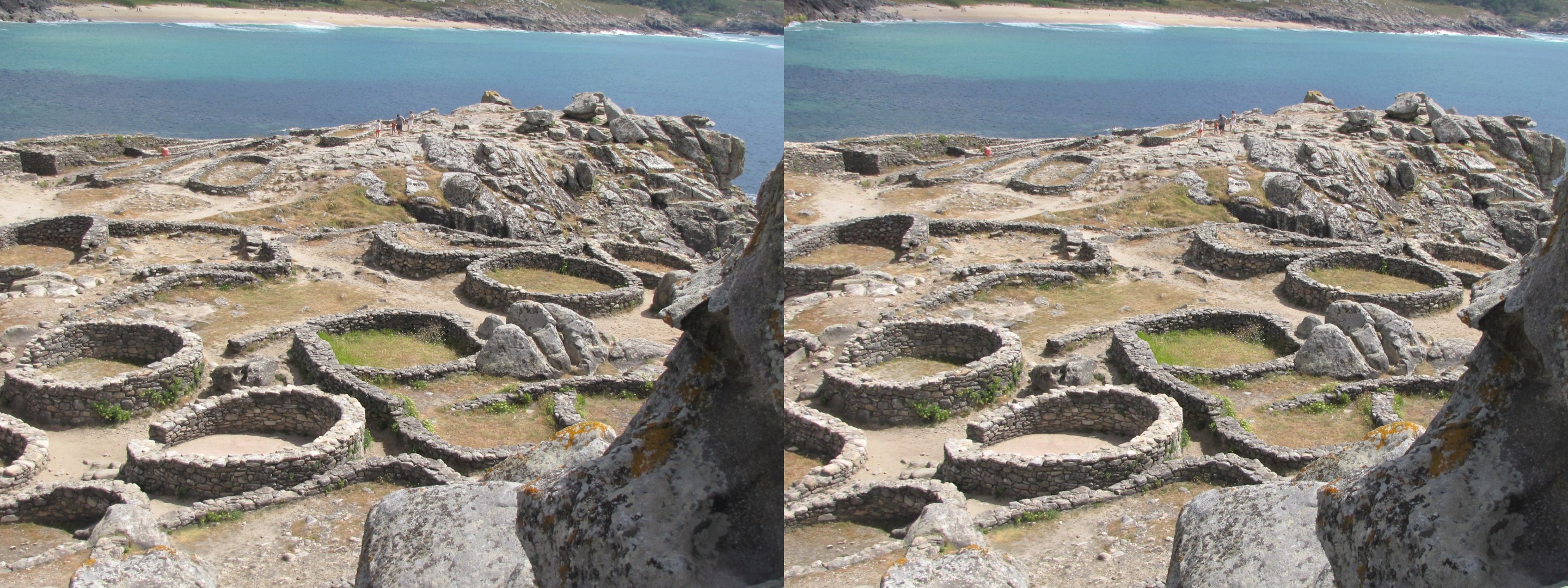 Village de l'âge du fer , diversité des forme des maisons
