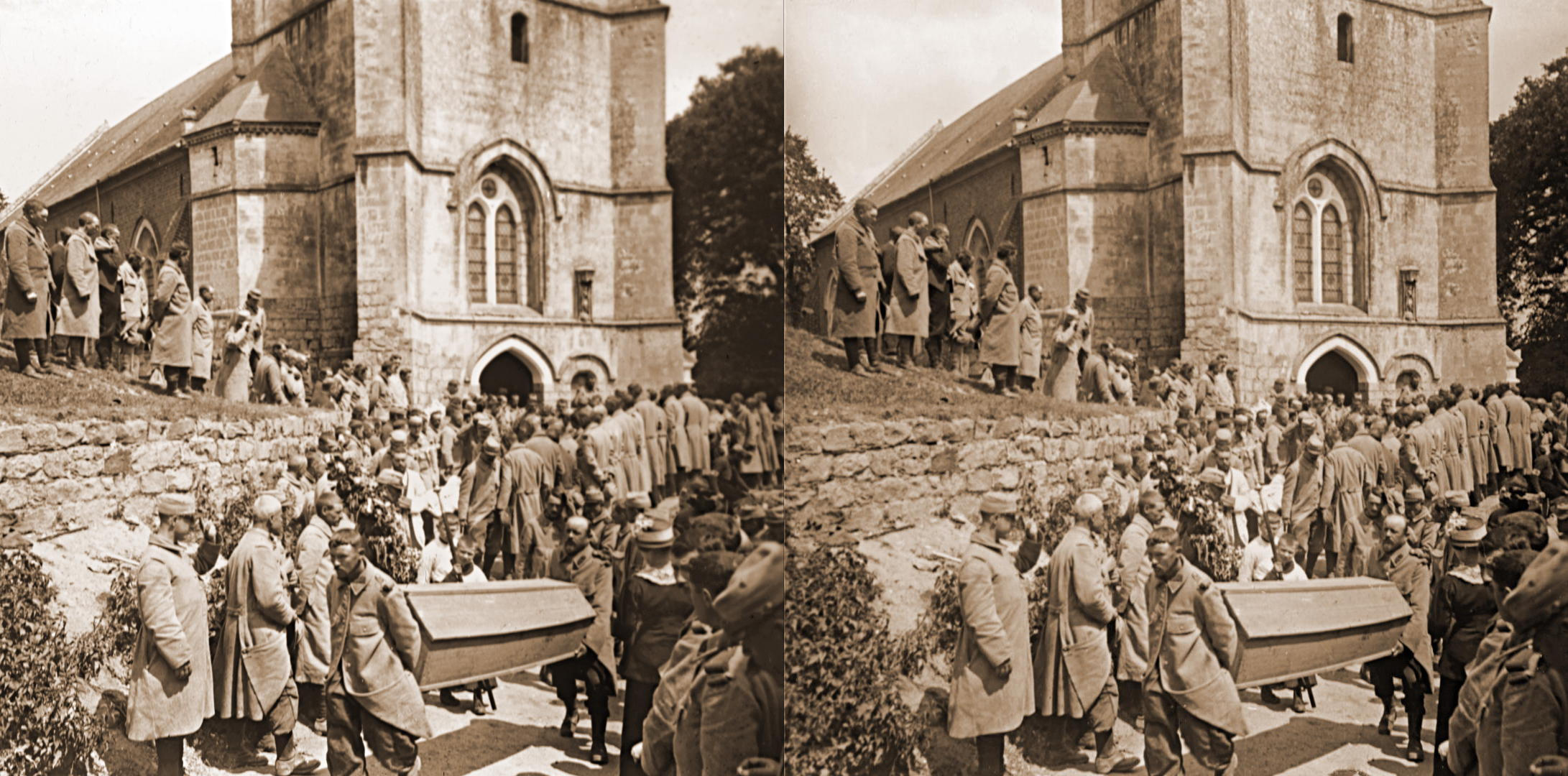 Derrière deux braves