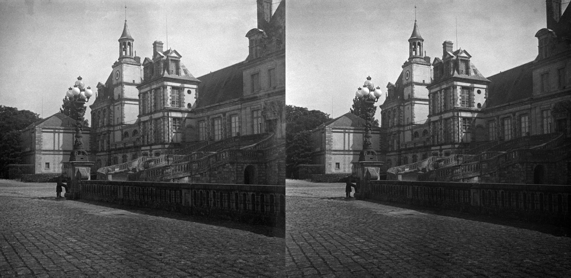 Le château, Cour des adieux