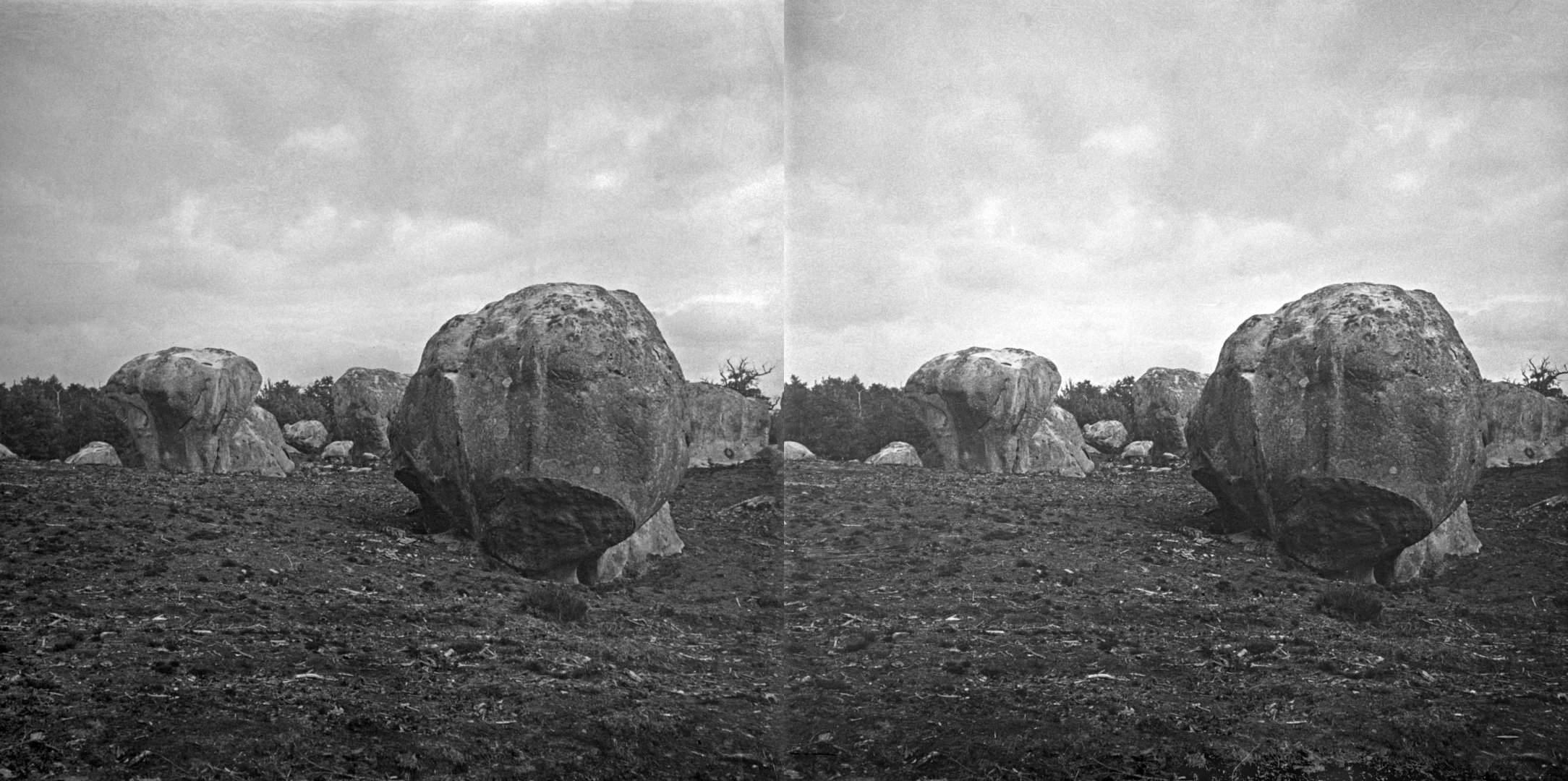 Rochers route de Sully -Apremont