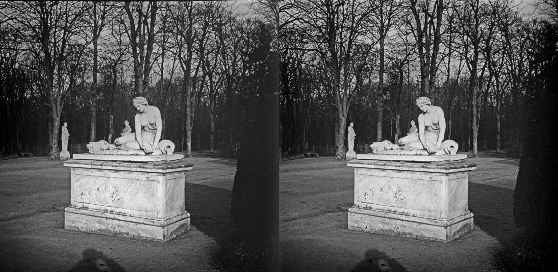 Statue