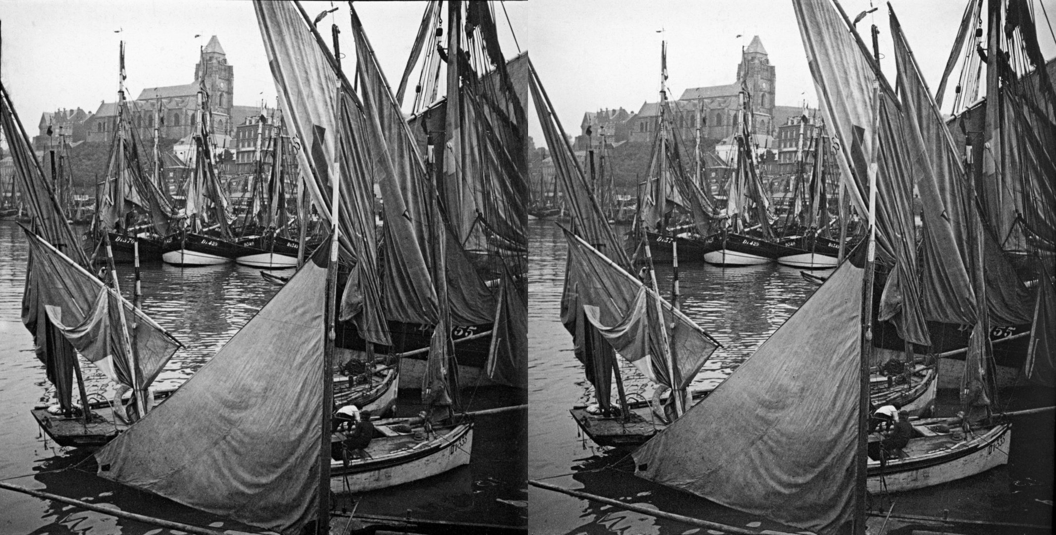 Bateaux dans le port