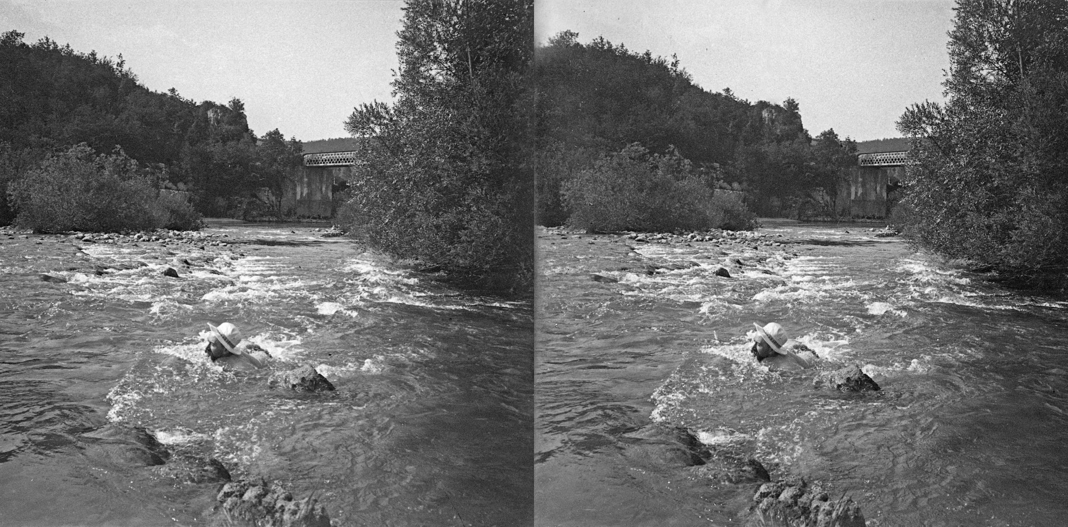 Baignade au pont de la Pile