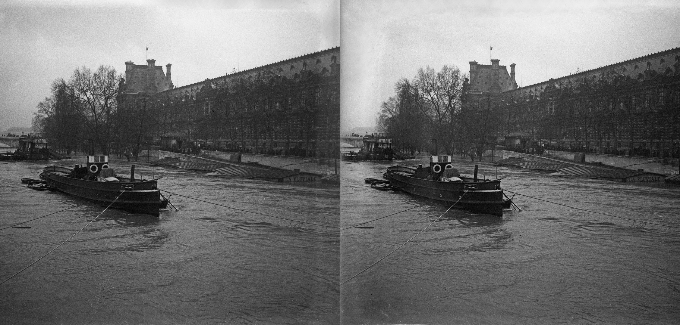 Inondations, la Seine du Pont du Carrousel (RD)