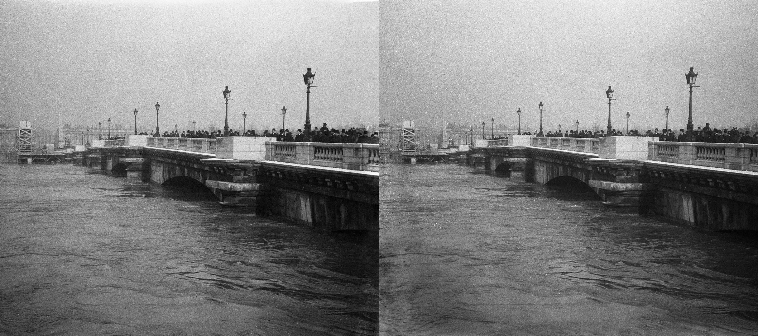 Inondations, Pont de la Concorde (vu de RG)
